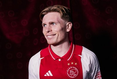 Officieel , Oliver Edvardsen naar Ajax 